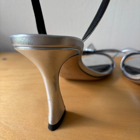 Alexandre Birman Clarita Bell 85MM Metallic Leather Sandals in Argento Silver - Picture 4 of 5